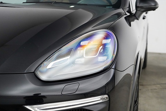 Porsche Cayenne S 24 of 25