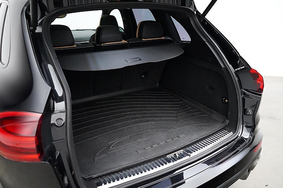 Porsche Cayenne S 20 of 25