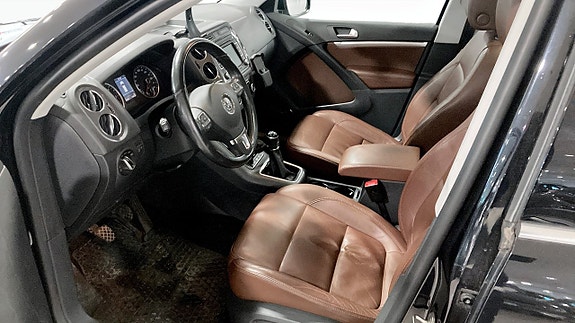 Volkswagen Tiguan 4 of 9