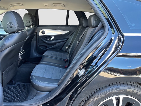 Mercedes-Benz E200 d 18 of 23
