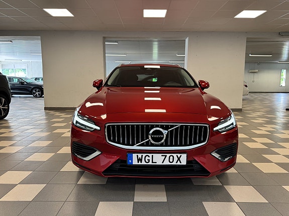 Volvo V60 3 of 5