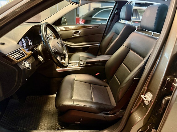 Mercedes-Benz E200 5 of 12