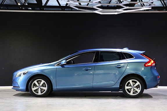 Volvo V40 5 of 5