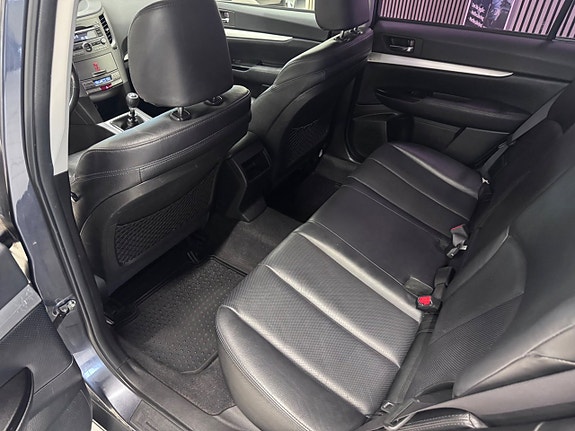 Subaru Outback 10 of 11