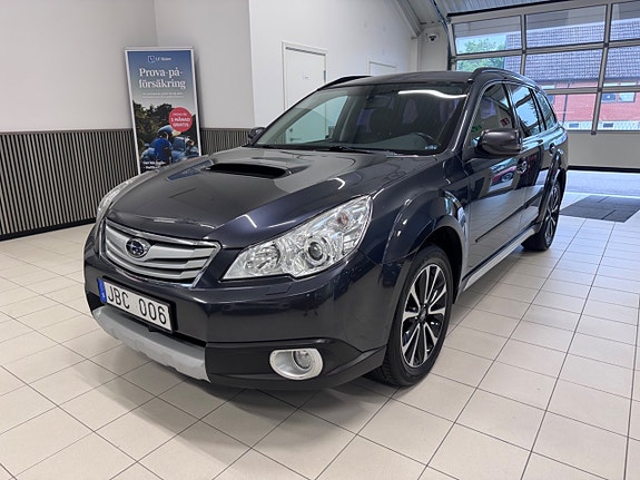 Subaru Outback 7 of 11