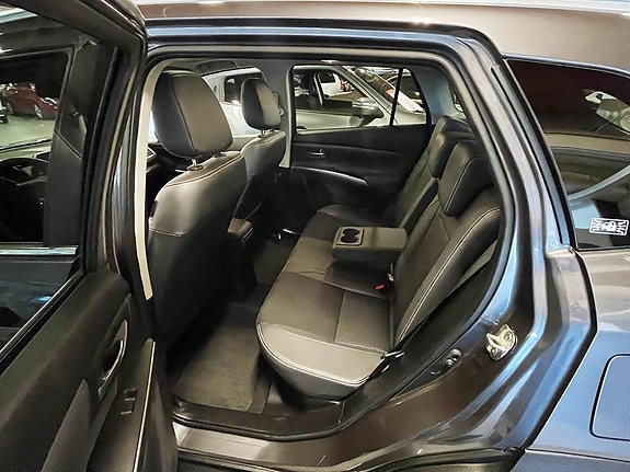 Suzuki S-Cross 4 of 5