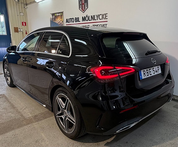 Mercedes-Benz A180 3 of 19