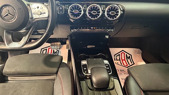 Mercedes-Benz A180 12 of 19