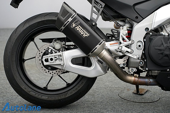 Aprilia Tuono V4 1100 *MIVV Titanium helsystem, Quickshifter 10 of 29