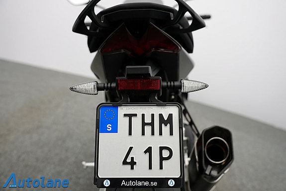 Aprilia Tuono V4 1100 *MIVV Titanium helsystem, Quickshifter 17 of 29