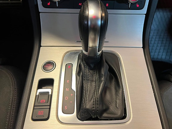 Volkswagen Touareg 11 of 28