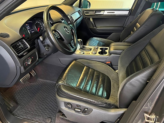 Volkswagen Touareg 5 of 5
