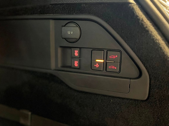 Volkswagen Touareg 26 of 28