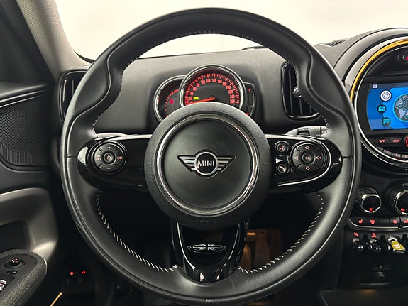 MINI Countryman Cooper SE 17 of 23