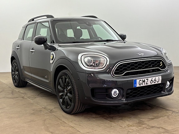 MINI Countryman Cooper SE 8 of 23
