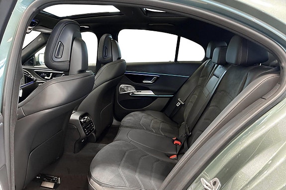 Mercedes-Benz E400 e 15 of 18