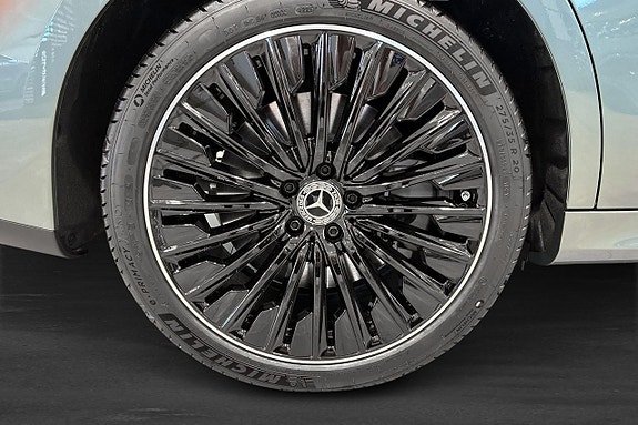 Mercedes-Benz E400 e 9 of 18
