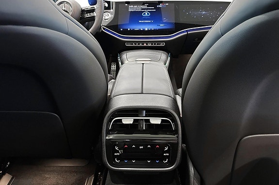 Mercedes-Benz E400 e 14 of 18