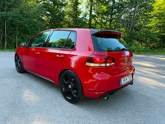 Volkswagen Golf VI 3 of 5