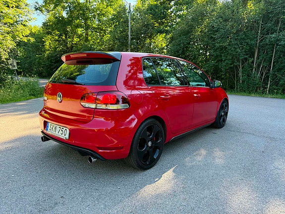 Volkswagen Golf VI 4 of 5