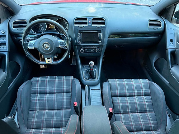 Volkswagen Golf VI 5 of 5