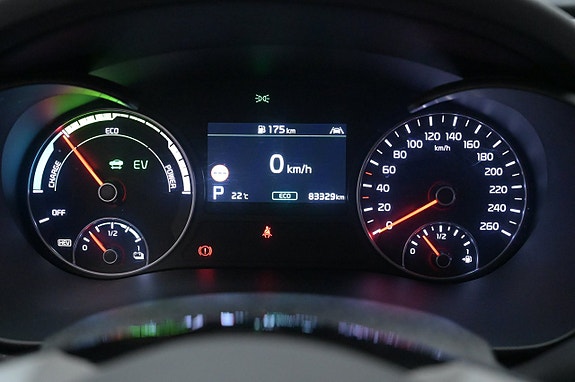 Kia Optima 8 of 27