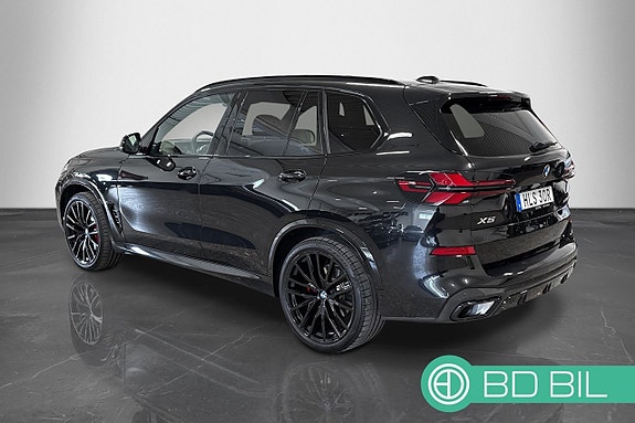 BMW X5 2 of 5