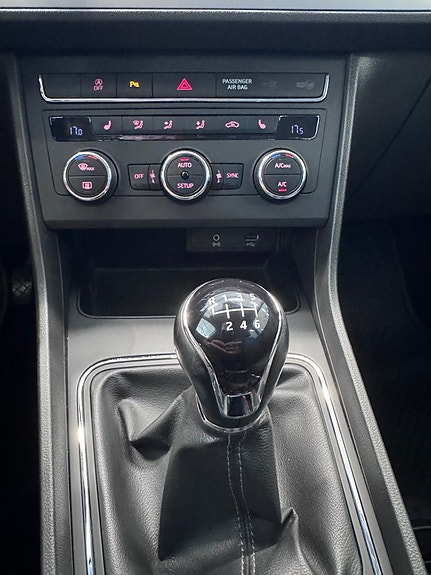 Seat Leon 15 of 19