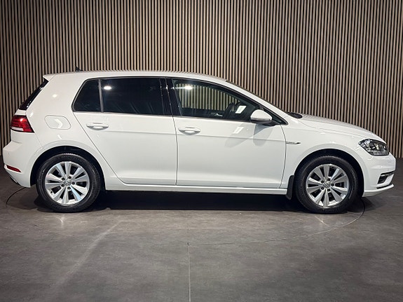Volkswagen Golf I 3 of 5