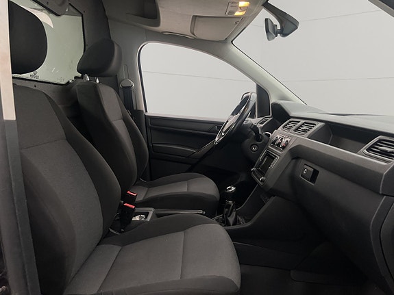 Volkswagen Caddy Maxi 22 of 27