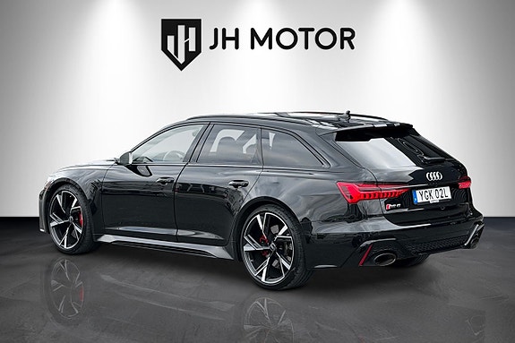 Audi RS6 4 of 5