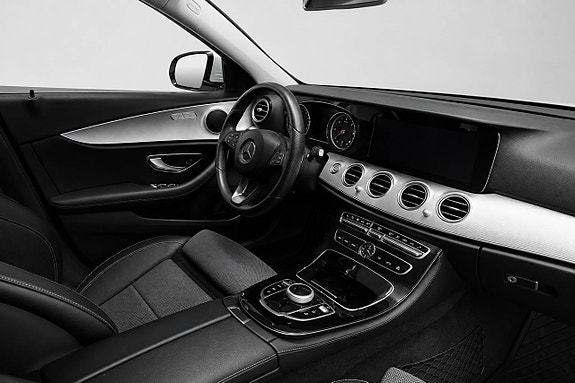 Mercedes-Benz E220 d 13 of 22
