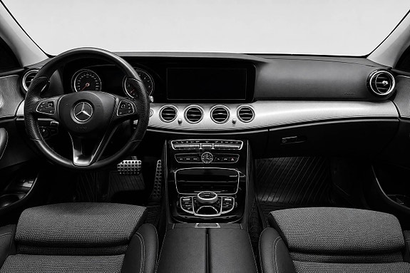 Mercedes-Benz E220 d 14 of 22