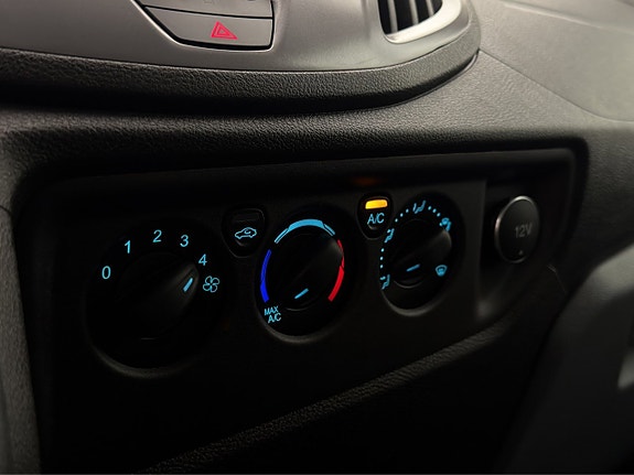 Ford Transit 25 of 30