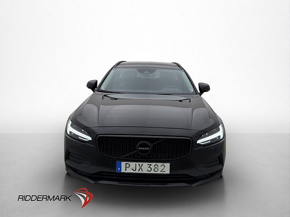 Volvo V90 2 of 5