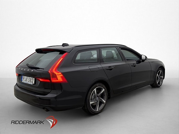 Volvo V90 4 of 5