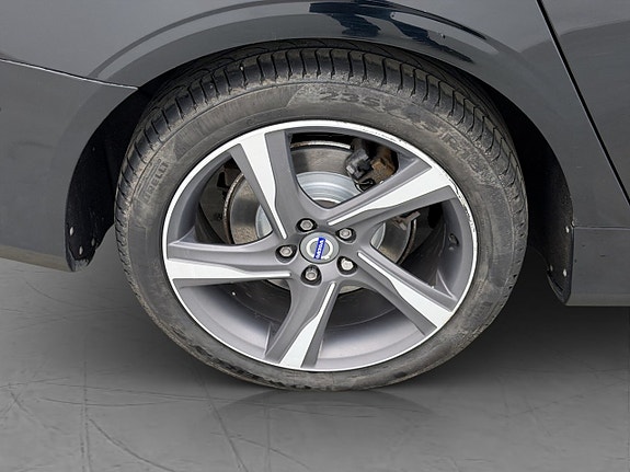 Volvo V90 28 of 29