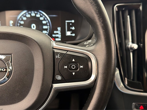 Volvo V90 12 of 29