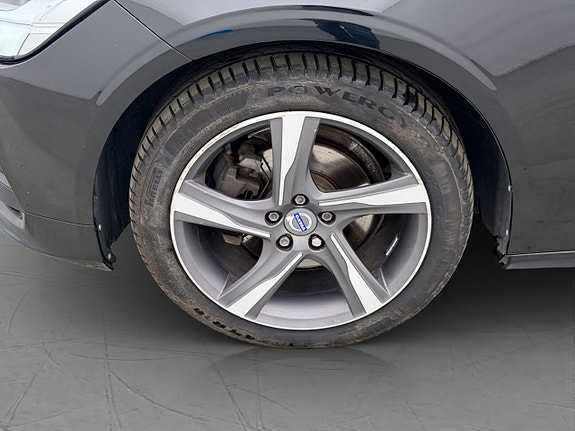 Volvo V90 26 of 29