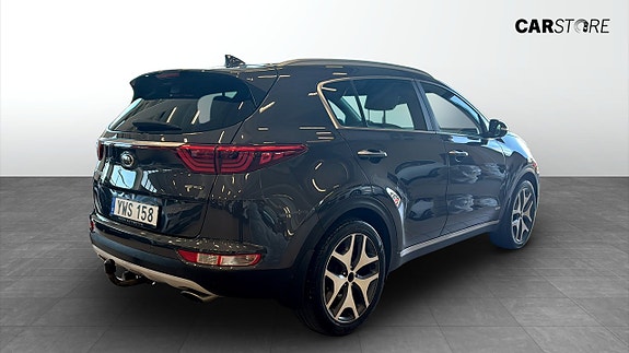 Kia Sportage 2 of 5