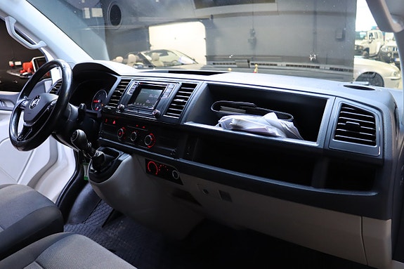 Volkswagen Transporter 9 of 20