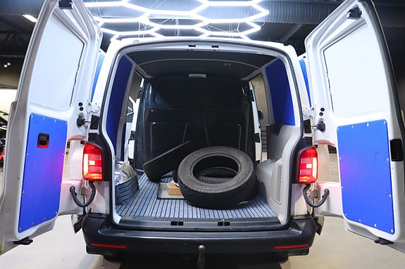 Volkswagen Transporter 11 of 20