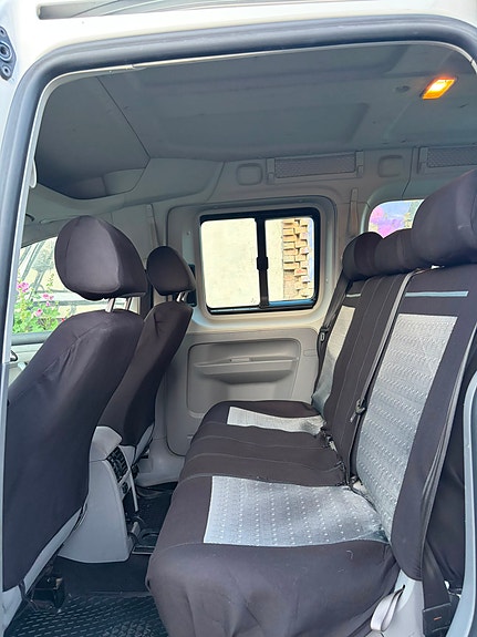 Volkswagen Caddy Maxi 6 of 10