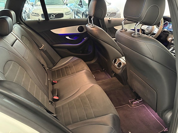 Mercedes-Benz C300 20 of 22