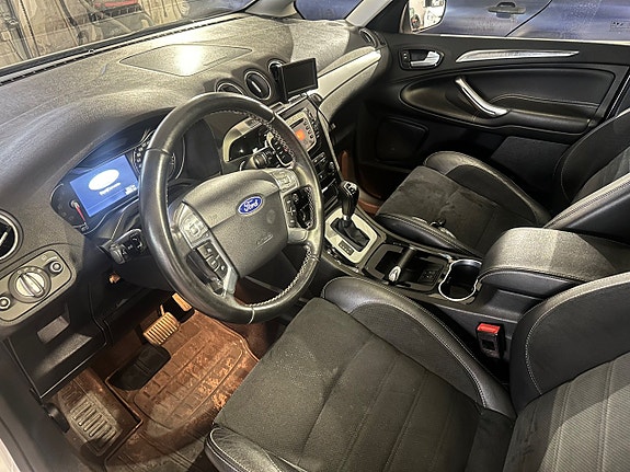 Ford S-MAX 6 of 13