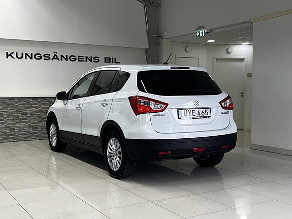 Suzuki S-Cross 8 of 19