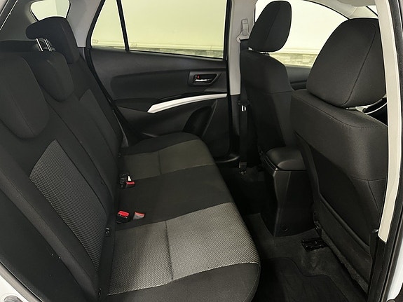 Suzuki S-Cross 15 of 19