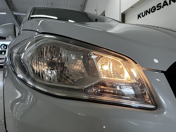 Suzuki S-Cross 10 of 19