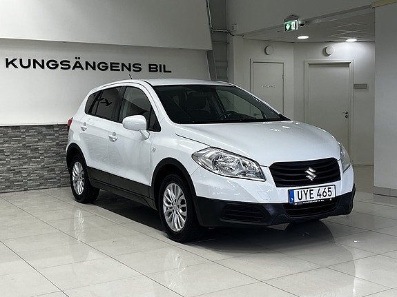 Suzuki S-Cross 6 of 19