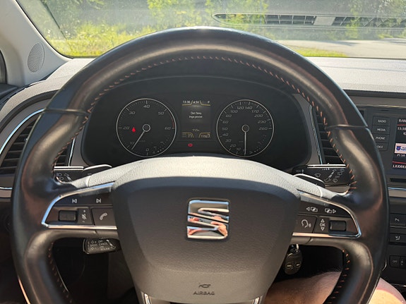 Seat Leon 12 of 13